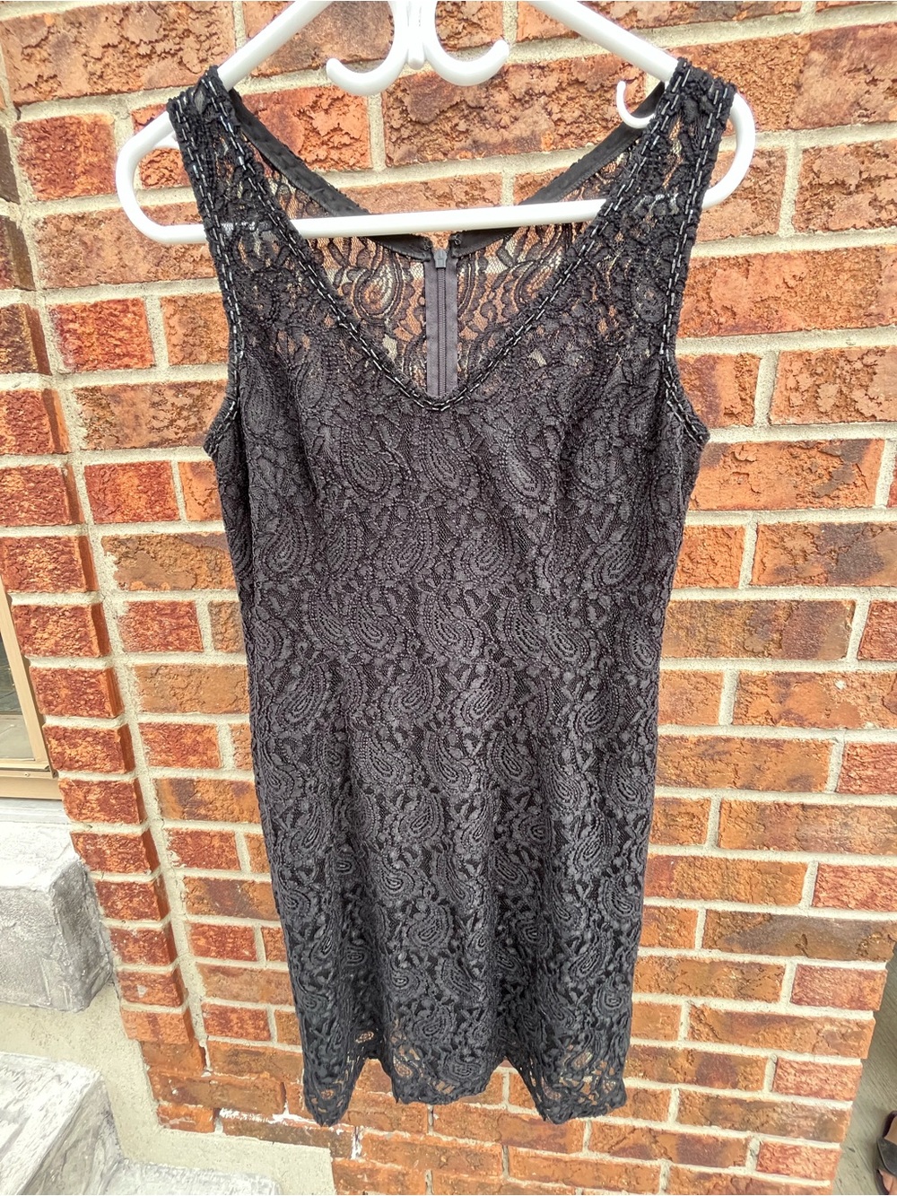 Sleeveless Black Lace Cocktail Dress